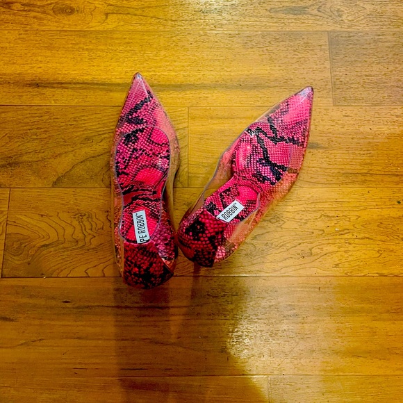 🔐Cape Robbin clear and snakeskin heels🔐 - Picture 3 of 3